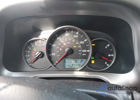 2016 Toyota Rav4 Le z USA, uszkodzony, nr VIN JTMBFREV2GJ070703